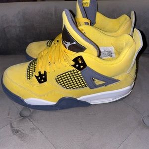 Air Jordan 4